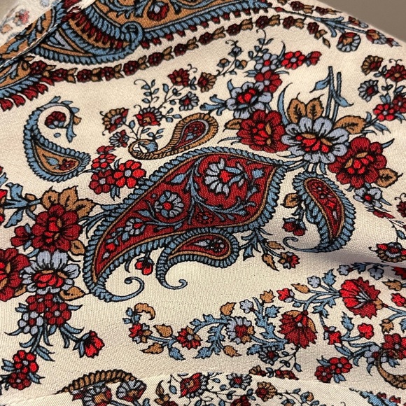 Cardigan and Pattered Top | Bundle - Picture 10 of 15